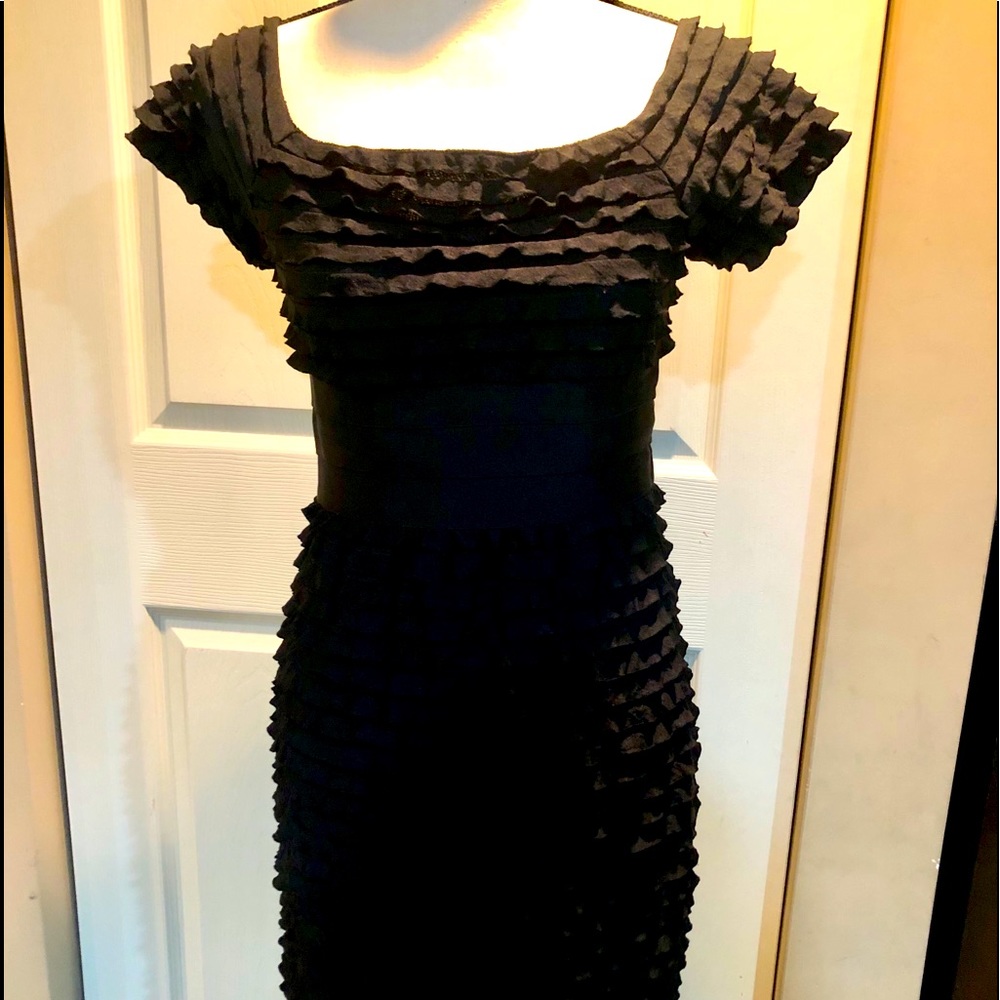 NWT-Max Studios-Size Medium